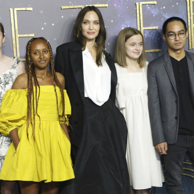 Τι σόι μαμά είναι η Angelina Jolie; Η ίδια εξήγησε πώς είναι να μεγαλώνεις έξι παιδιά