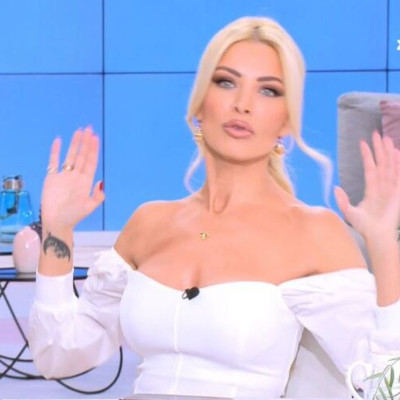 Έξω φρενών η Καινούργιου: «Δεν ξέρω τι συμβαίνει, λύστε το με τους εαυτούς σας» (Video)