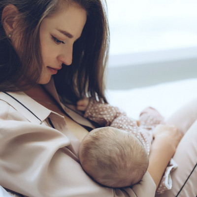 Το μητρικό γάλα αλλάζει μήνα με μήνα ανάλογα με τις ανάγκες του παιδιού σας