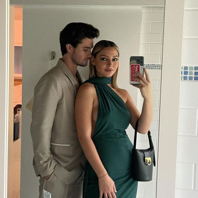 Chase Stokes - Madelyn Cline: Χώρισαν μετά από έναν χρόνο σχέσης