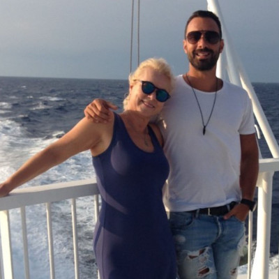 Σάκης Τανιμανίδης: Η φώτο με την μητέρα του και το σχόλιο για τους γονείς