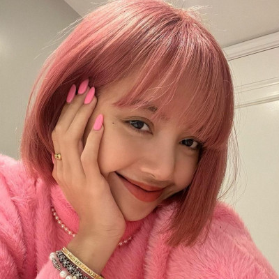 BLACKPINK: Το «Money» της Lisa γράφει ιστορία στο βρετανικό chart singles