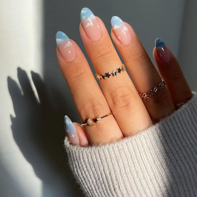 #CloudNails: Τα σύννεφα στα νύχια είναι super chic και αυτά τα nail art το αποδεικνύουν