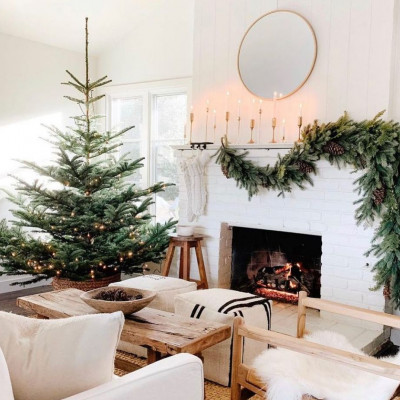 Μπες σε Christmas mood: 7 στολισμένα σαλόνια που θέλουμε να αντιγράψουμε αμέσως (photos)