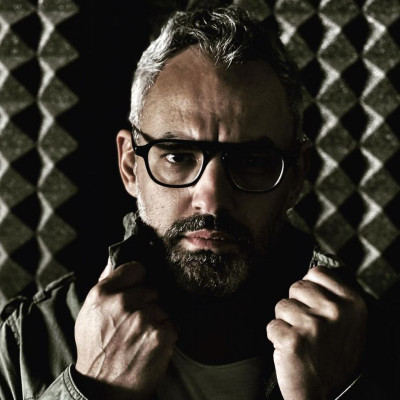 Ποιον «εμένα» στα αλήθεια θες;