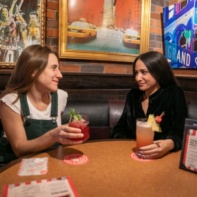 Πώς θα διεκδικήσεις το ταξίδι των ονείρων σου, απολαμβάνοντας το cocktail σου στα TGI Fridays™!