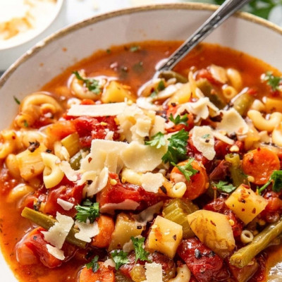 Φοιτητικό Σπίτι: Εύκολη σούπα λαχανικών για τις κρύες ημέρες του χειμώνα