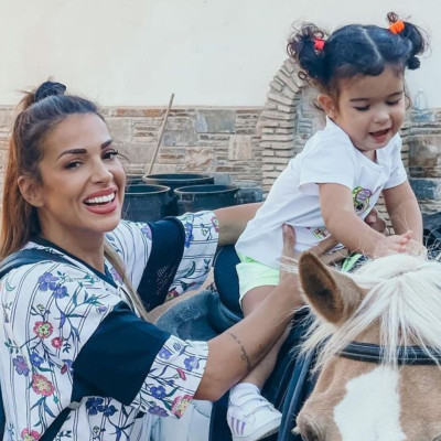 Ελένη Χατζίδου: Το σαλόνι της μετατράπηκε σε παιδότοπο