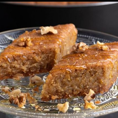 Μελομακαρονόπιτα από τον Άκη Πετρετζίκη