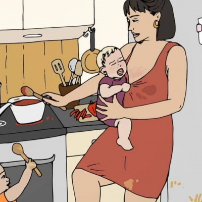 Μαμά αποτυπώνει σε σκίτσα απλές, καθημερινές στιγμές της μητρότητας