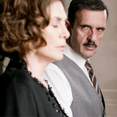 Άγριες Μέλισσες: Η Μυρσίνη συμμαχεί με τον Ακύλα - Η μεγάλη έκπληξη στη σχέση Αντιγόνης και Δούκα