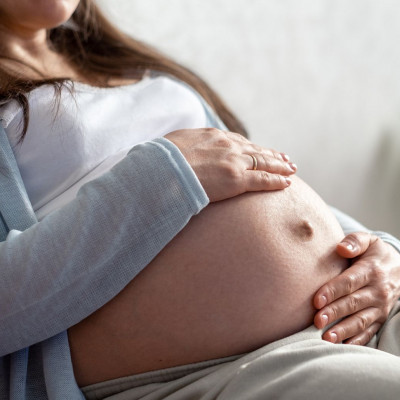 Δύσπνοια στην εγκυμοσύνη: Τι την προκαλεί και πώς θα την αντιμετωπίσετε