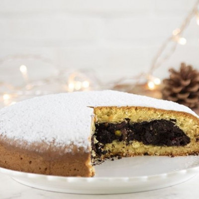 Άκης Πετρετζίκης: Γεμιστή βασιλόπιτα