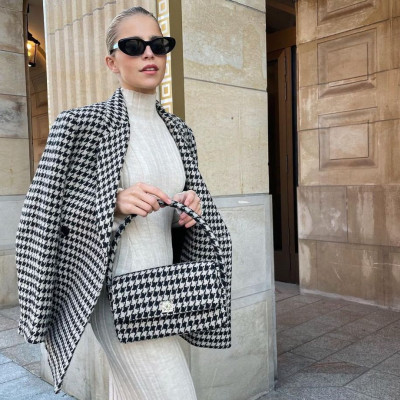 Δέκα maxi φορέματα για να είσαι κομψή και το 2022