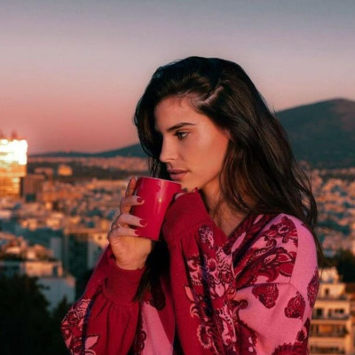 Χριστίνα Μπόμπα: To post με τις δίδυμες, που έριξε το Instagram!