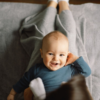 Δραστηριότητες για μωρά: Τι μπορείτε να κάνετε μαζί τους