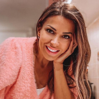 Ελένη Χατζίδου: Κάνει γυμναστική μαζί με την Μελίτα - Απολαυστικό στιγμιότυπο