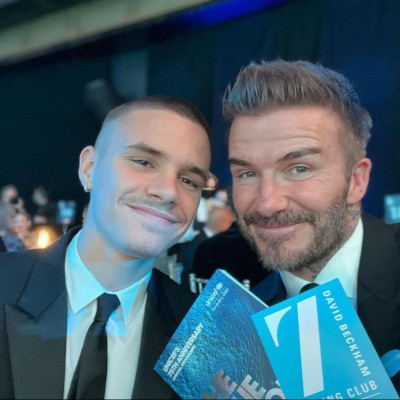 Ο Romeo Beckham είναι... daddy's boy! «Χτύπησε» ίδιο tattoo με τον μπαμπά του