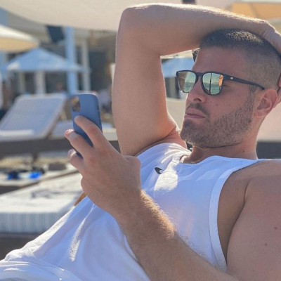 Μπόγρης- Στέλλα Καλλή: Είναι το νέο ζευγάρι της ελληνικής σόουμπιζ; Το κοινό τους ταξίδι στην Κύπρο!