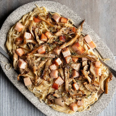 Άκης Πετρετζίκης: Light καρμπονάρα