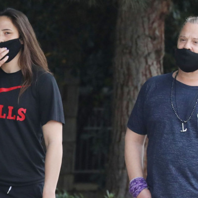 Δάντης: Τα κοινά φωτογραφικά στιγμιότυπα με την Ασημίνα από τους Μαχητές; Έρωτας ή φιλία;