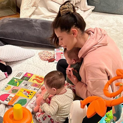 Χριστίνα Μπόμπα: Οι δίδυμες έχουν διαφορετικά ενδιαφέροντα στο παιχνίδι - Δείτε φώτο