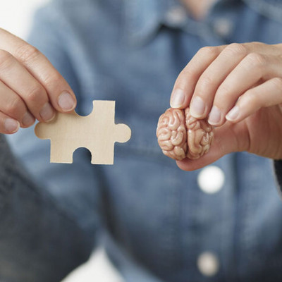 8 καθημερινές συνήθειες που αυξάνουν τον κίνδυνο άνοιας (video)