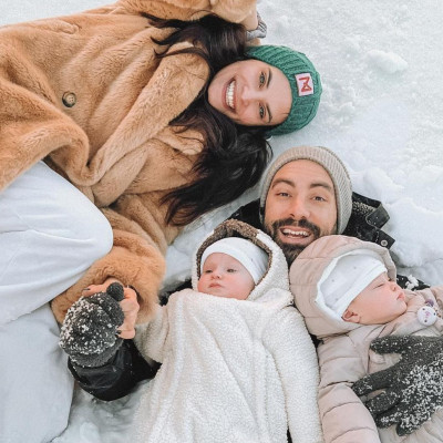 Μπόμπα - Τανιμανίδης: Οι απίθανες αναρτήσεις με τις δίδυμες που είδαμε μέσα στην εβδομάδα