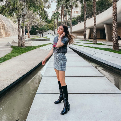 Η Αφροδίτη Λιάντου βρήκε την πιο girly mini φούστα -10 για να διαλέξεις κι εσύ (Shopping list)