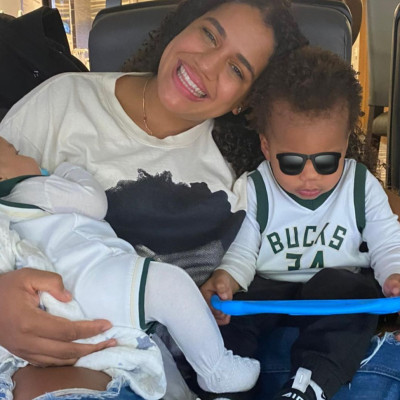 Πώς είναι η ζωή με 2 παιδιά κάτω των 2; Η σύζυγός του Αντετοκούνμπο περιγράφει