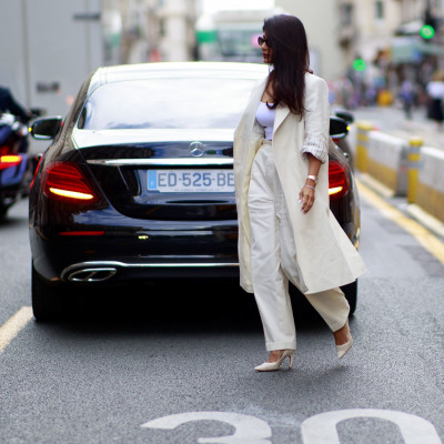 Το κομψό και άνετο παντελόνι που θα φοράς όλη τη μέρα σαν να ήταν φόρμα