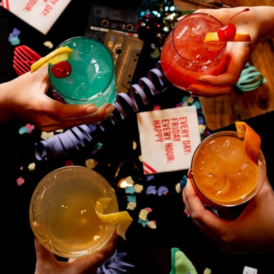 Απόκριες 2022: Τα 80’s cocktails και τα επικά πάρτι που δεν πρέπει να χάσεις!