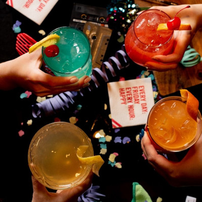 Απόκριες 2022: Τα 80’s cocktails και τα επικά πάρτι που δεν πρέπει να χάσεις!