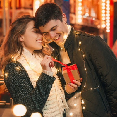 Valentine's Day: Δώρα για εκείνον και εκείνη που θα «κλέψουν» καρδιές