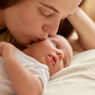 Μητρικό ένστικτο: Το έχουν όλες οι μαμάδες ή όχι;