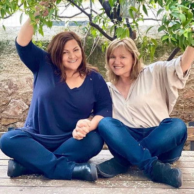 Τα μαθήματα selfie από την Βίκυ Σταυροπούλου στην Μαρία Καβογιάννη έγιναν viral