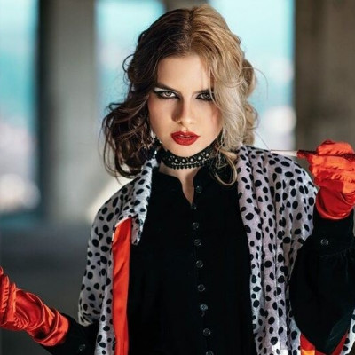 Μάγισσα, cheerleader ή Pikachu; Αυτές τις Απόκριες θα φτιάξεις μόνη σου τη στολή σου (video)