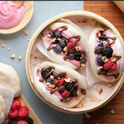 Άκης Πετρετζίκης: Γλυκά bao buns