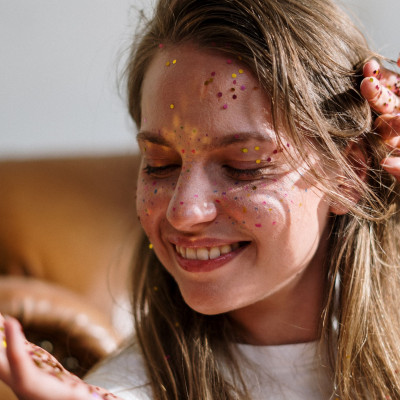 It's carnival season! 8 hits που θα σε βάλουν ASAP σε αποκριάτικο mood - Πάμε να χορέψουμε;