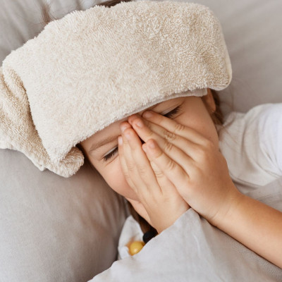 Long COVID: Αιτίες, συμπτώματα και αντιμετώπιση σε γονείς και παιδιά