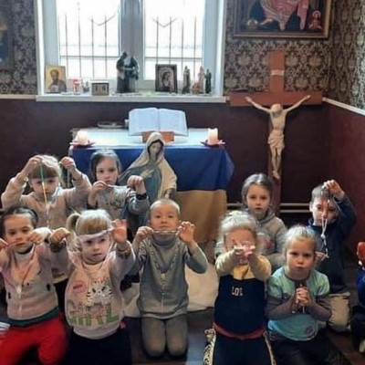 Να προσευχηθούμε μαζί με όλα τα παιδιά της Ουκρανίας