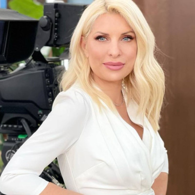 Ελένη Μενεγάκη: Πήρε κιλάκια και το αποκάλυψε - «Τα ρούχα μου τεντώνουν, είναι στενά…»!