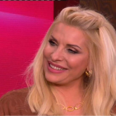 Ελένη Μενεγάκη: Έκλεισε τις ρομαντικές διακοπές της με τον Μάκη και μάθε το μέρος!