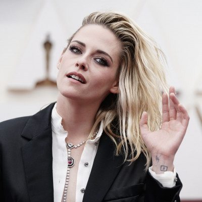 Oscars 2022: Όλα τα beauty looks live απo τη λαμπερή βραδιά