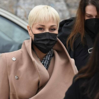 Δίκη Φιλιππίδη: Λύγισε η Πηνελόπη Αναστασοπούλου - Εκτός δικαστηρίου ο πατέρας της ηθοποιού