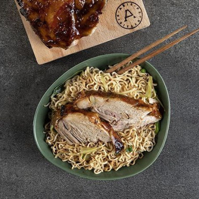 Άκης Πετρετζίκης: Κορεάτικο χοιρινό