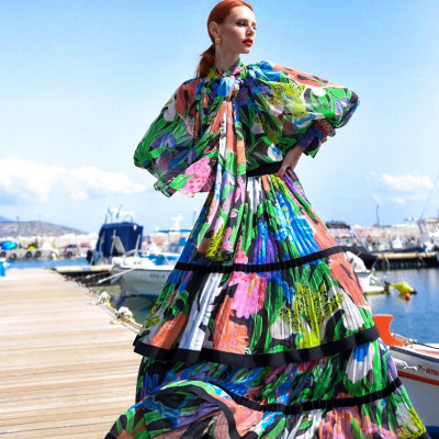 Dress to impress: Το maxi floral φόρεμα της Έβελυν Καζαντζόγλου είναι ότι πιο stylish θα δεις σήμερα