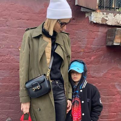 Σοφία Καρβέλα: Συναρπαστικοί άνθρωποι - Οι φώτο των γιων της