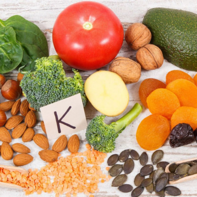 Βιταμίνη Κ: Ποιες παθήσεις προλαμβάνει η επαρκής πρόσληψη (εικόνες)