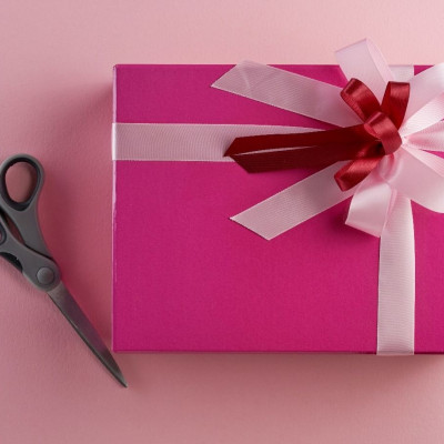 Πασχαλινά δώρα για το βαφτιστήρι σου: Έτσι θα τα βρεις εύκολα και γρήγορα!